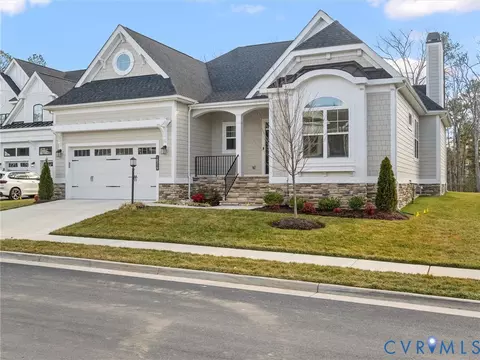 18319 Eagle Bend Dr, Moseley, VA 23120
