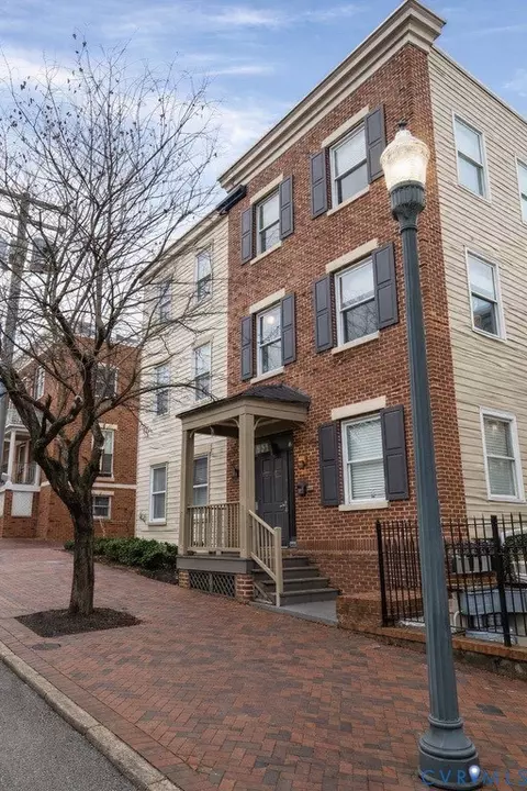 1901 E Broad St #U32, Richmond, VA 23223