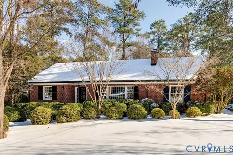 Exterior - 3405 Riverview Dr, Richmond, VA 23225 photo 4 of 9