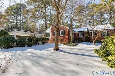 Exterior - 3405 Riverview Dr, Richmond, VA 23225 photo 8 of 9