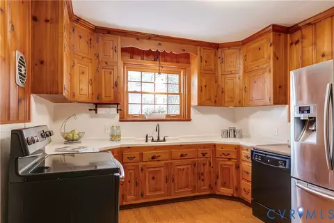 Kitchen - 3405 Riverview Dr, Richmond, VA 23225 photo 1 of 4