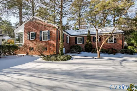 Exterior - 3405 Riverview Dr, Richmond, VA 23225 photo 7 of 9