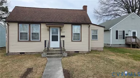 5318 Bloomingdale Ave, Henrico, VA 23228