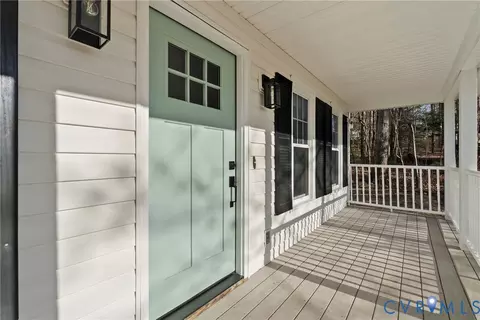 Exterior - 7301 Native Dancer Dr, Midlothian, VA 23112 photo 2 of 4