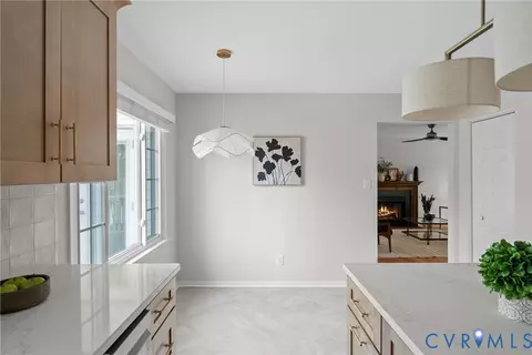 Kitchen - 7301 Native Dancer Dr, Midlothian, VA 23112 photo 6 of 8