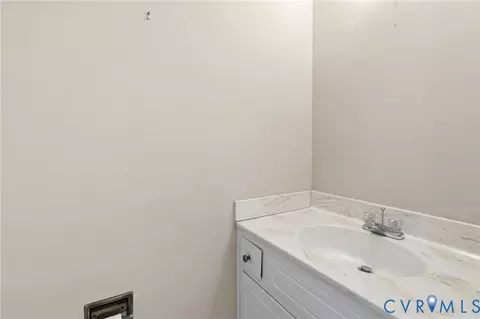 Bath - 3000 Vistapoint Rd, Midlothian, VA 23113 photo 1 of 3