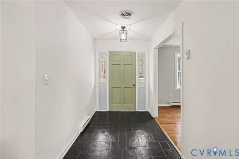 9107 Dabney Dr, Sutherland, VA 23885 photo 4