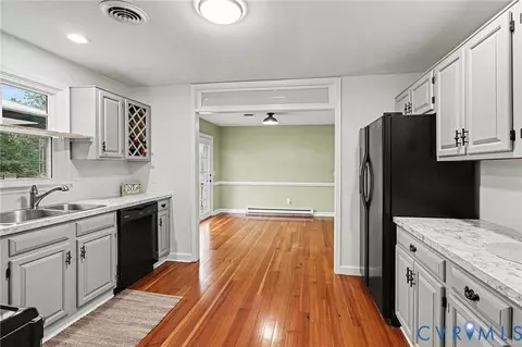 9107 Dabney Dr, Sutherland, VA 23885 photo 13
