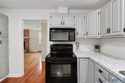 9107 Dabney Dr, Sutherland, VA 23885 photo 14
