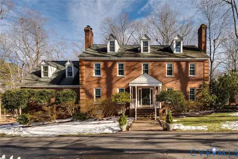 1860 Glamorgan Ln, Midlothian, VA 23113