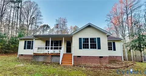 10829 Graceland Farms Ln, Gloucester, VA 23061