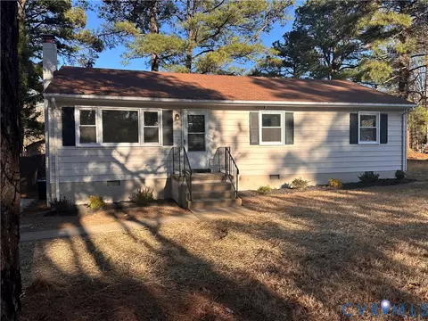 2 Pleasant St, Henrico, VA 23075