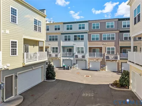 Exterior - 5301 Bindery Ln, Richmond, VA 23230 photo 3 of 5