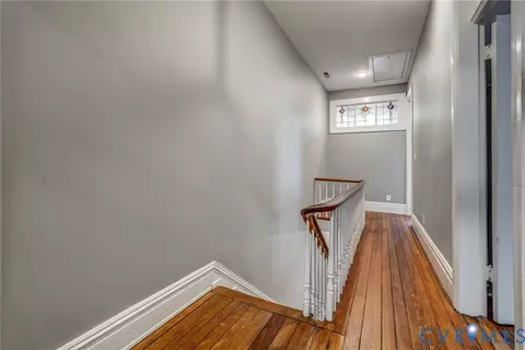Entry Way - 2706 E Franklin St, Richmond, VA 23223 photo 3 of 3