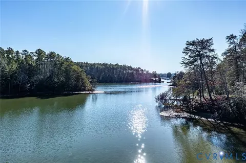 76 Otter Dr, Lancaster, VA 22503