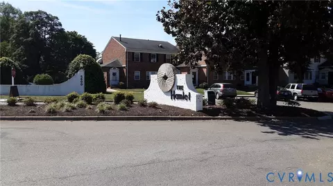 16 Stillwater Ln, Henrico, VA 23228