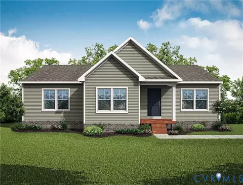 69 Woodland Heights Rd, Warsaw, VA 22572