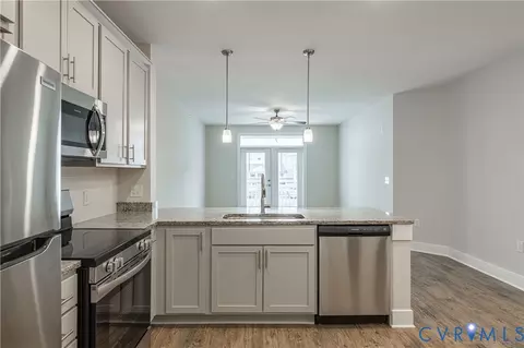 10530 Stony Bluff Dr #103, Ashland, VA 23005