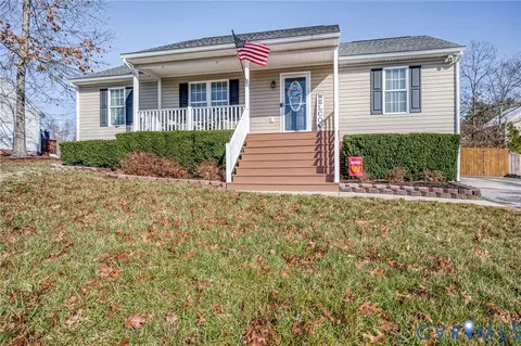 108 St Charles Pl, Aylett, VA 23009