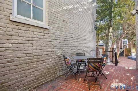 Exterior - 2005 Stuart Ave, Richmond, VA 23220 photo 7 of 10