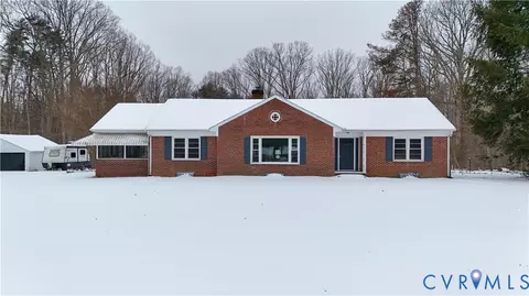 767 Fairgrounds Rd, Farmville, VA 23901