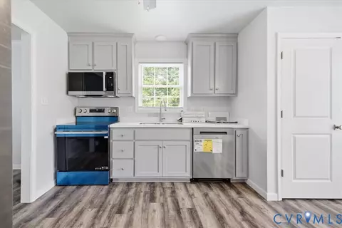 Kitchen - 6019 Otterdam Rd, Waverly, VA 23890 photo 1 of 1