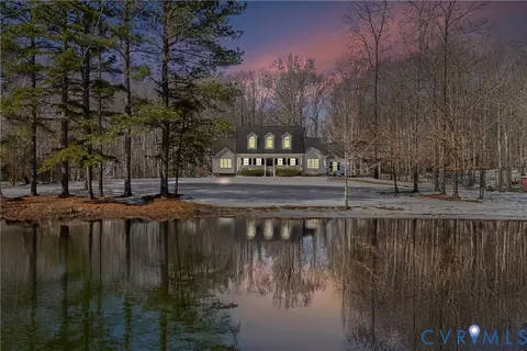 441 Hartwood Rd, Fredericksburg, VA 22406