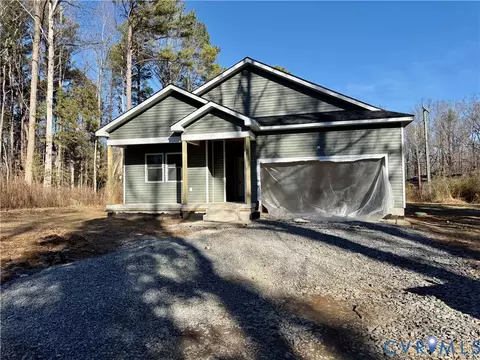 94 Dingley Rd, Montross, VA 22520