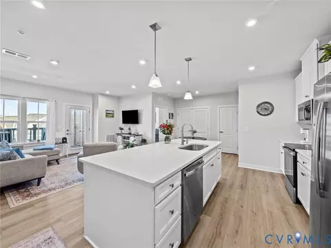 6725 Citory Way #204, Moseley, VA 23120