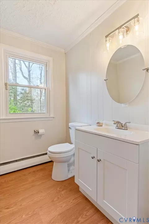 Bath - 13101 Harrowgate Rd, Chester, VA 23831 photo 1 of 4