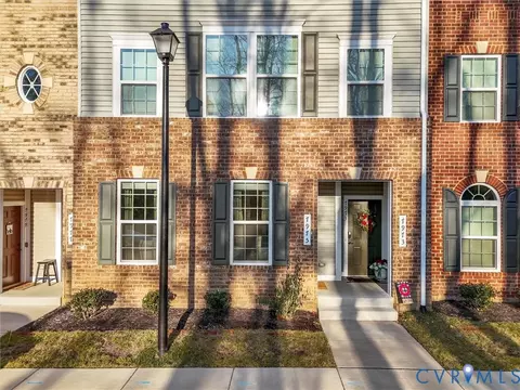 7975 Independence Dr, Spotsylvania, VA 22553