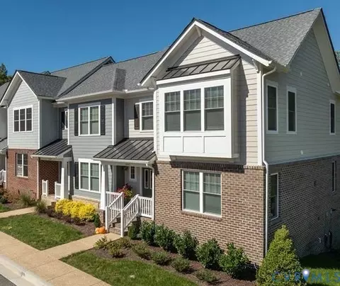 9498 Creek Summit Cir, Richmond, VA 23235