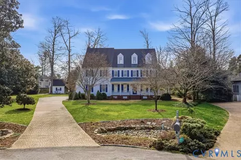 403 Hogans Ct, Chester, VA 23836