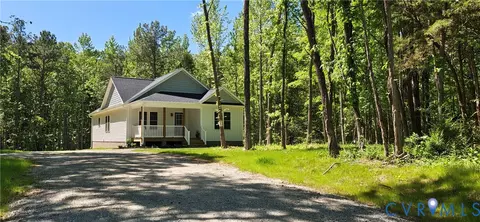 320 Vogel Rd, Cumberland, VA 23040