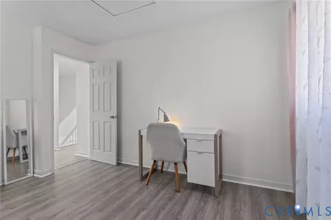 Bedroom - 3203 Barnes Spring Ct, Midlothian, VA 23112 photo 6 of 8