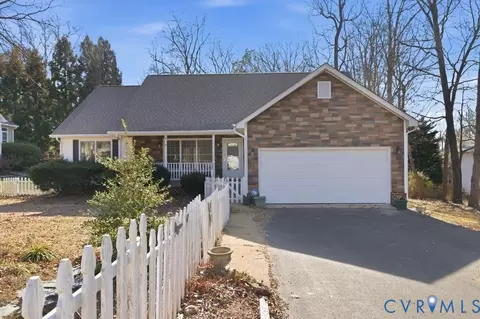 8707 Rockcrest Ct, Richmond, VA 23235