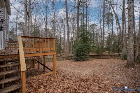 Exterior - 5609 Chatmoss Rd, Midlothian, VA 23112 photo 3 of 4