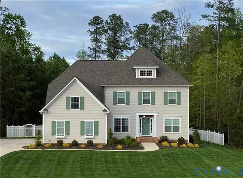 1512 Anchor Landing Dr, Chester, VA 23836