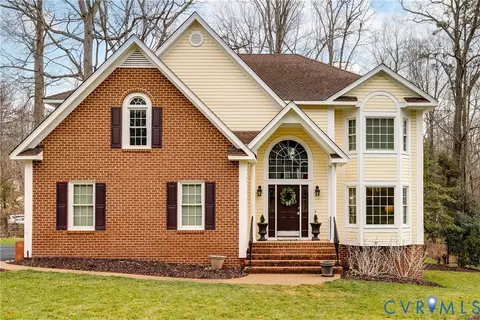5305 Meadow Chase Ln, Midlothian, VA 23112