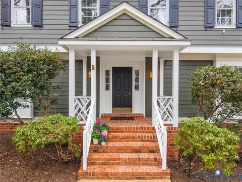 10000 Ashbridge Pl, Henrico, VA 23238