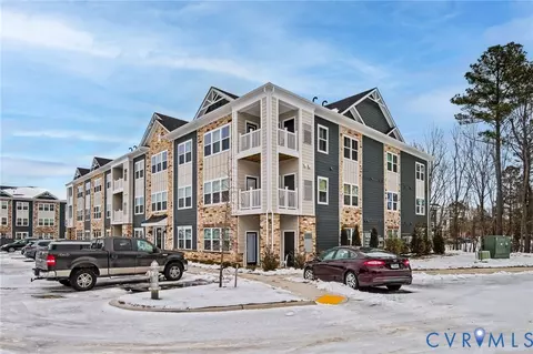 6615 Citory Way #106, Moseley, VA 23120