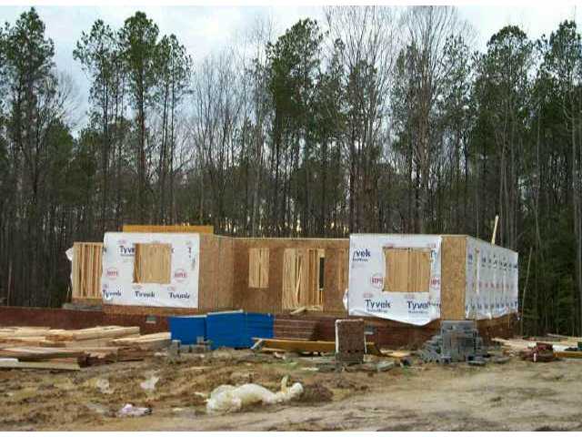 18779 James River Dr, Disputanta, VA 23842 photo 1