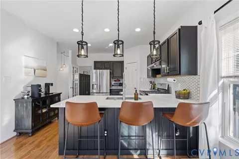 Kitchen - 940 Gorham Ct, Midlothian, VA 23114 photo 4 of 6