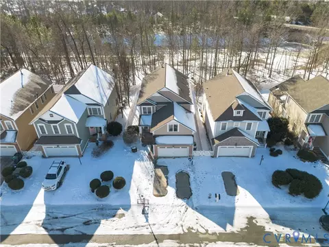 View/Area - 940 Gorham Ct, Midlothian, VA 23114 photo 1 of 3