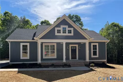 67 Petersville Rd, New Canton, VA 23123