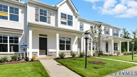 6260 Belay Dr, Richmond, VA 23234