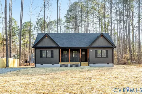 27314 Summer Dr, Ruther Glen, VA 22546
