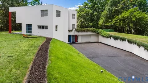 273 Pembroke Ln, Goochland, VA 23238