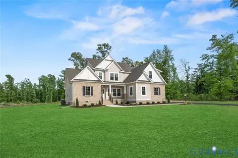8561 Roden Dr, Mechanicsville, VA 23111