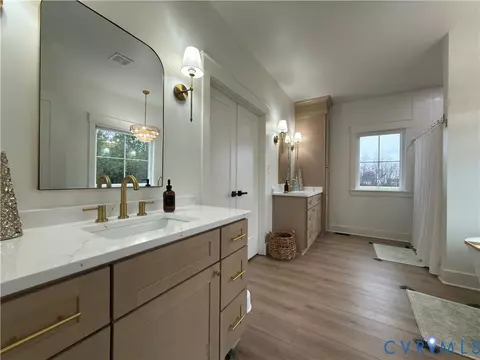 Bath - 7017 Claiborne Rd, Sutherland, VA 23885 photo 5 of 9